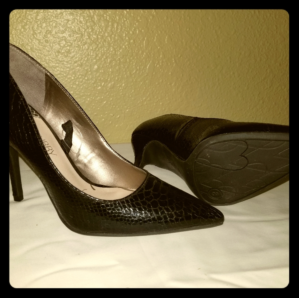 Womens shoes